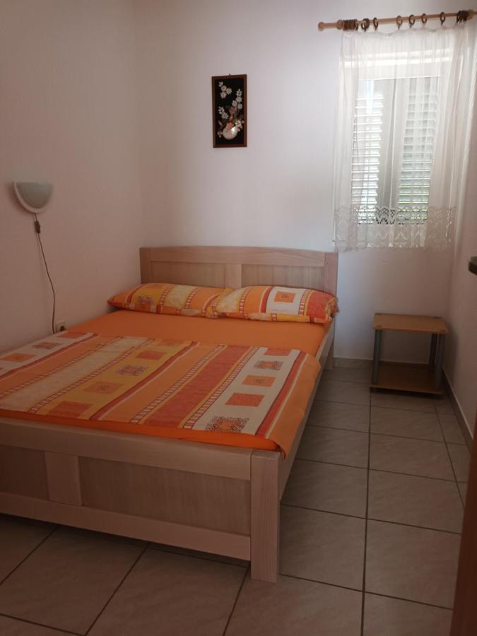 Volat Apartments Betina  Exterior photo